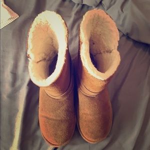 Bear paw winter boots